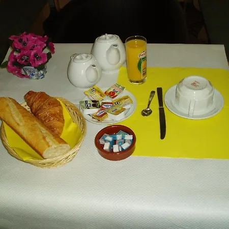 Saint Julien فندق