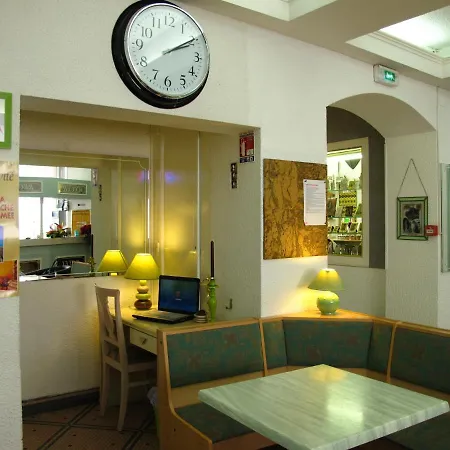 圣朱利安酒店 酒店 卢德